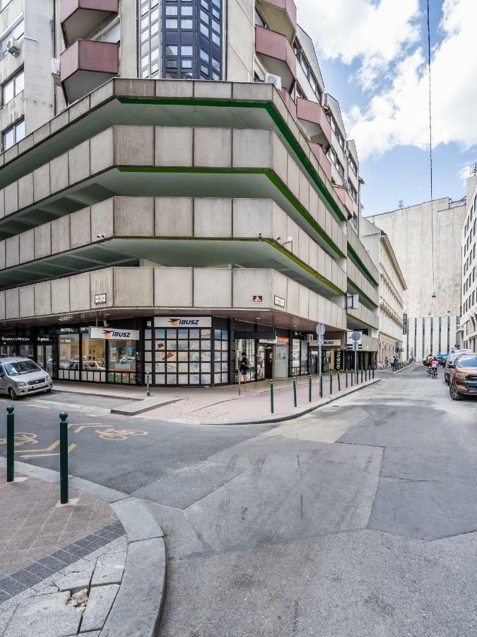 Bpr Golden Corner Suite With Balcony & A/C Budapest Eksteriør bilde
