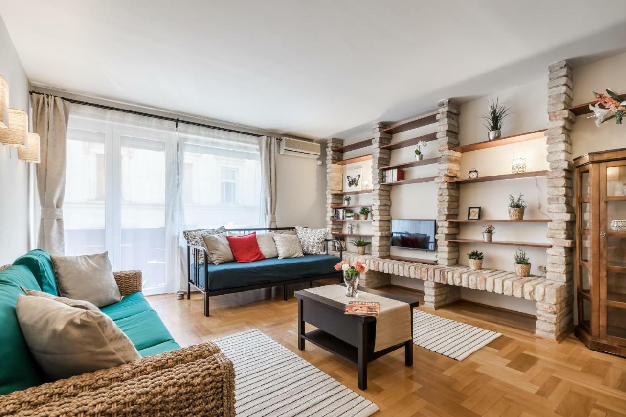 Bpr Golden Corner Suite With Balcony & A/C Budapest Eksteriør bilde