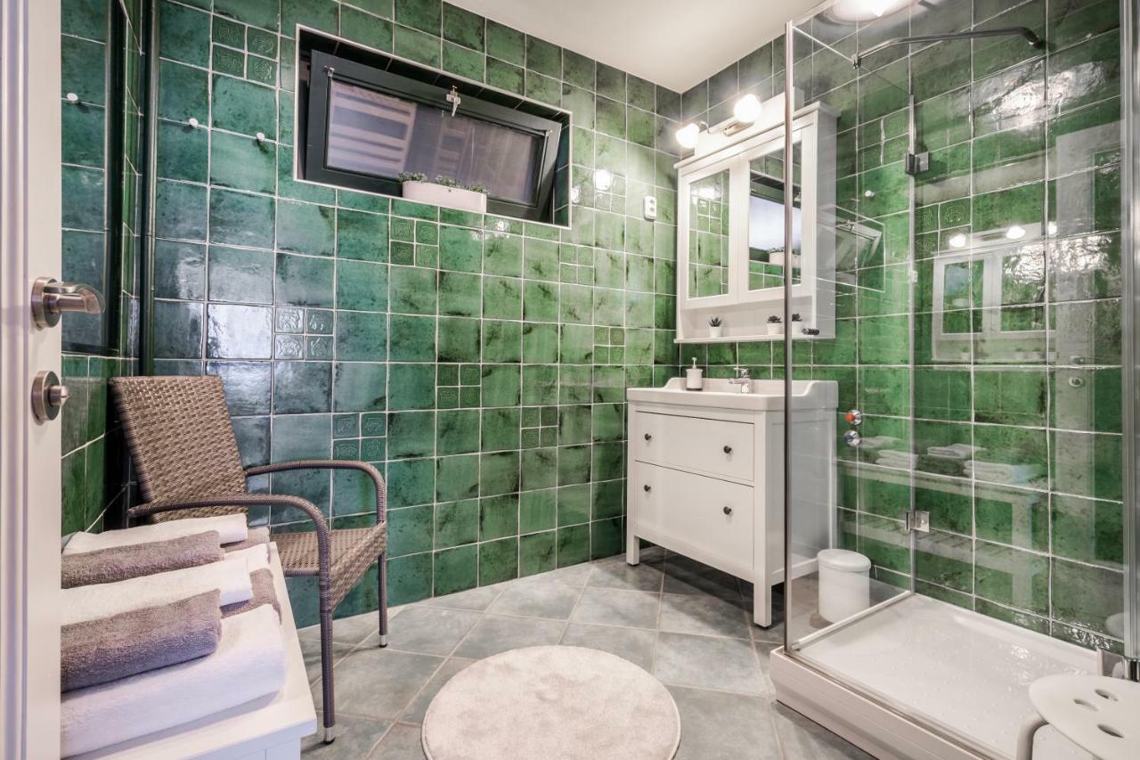 Bpr Golden Corner Suite With Balcony & A/C Budapest Eksteriør bilde