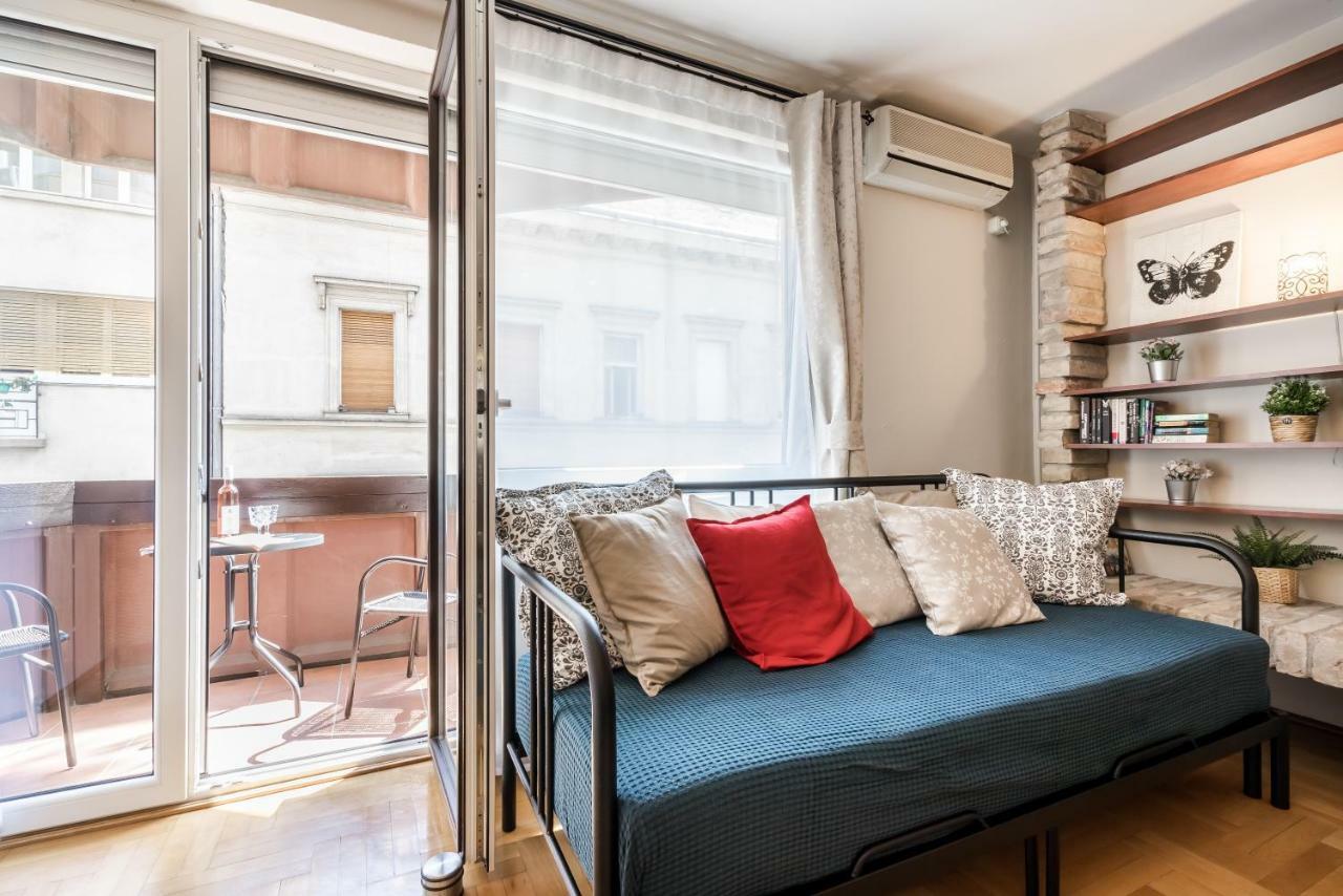 Bpr Golden Corner Suite With Balcony & A/C Budapest Eksteriør bilde