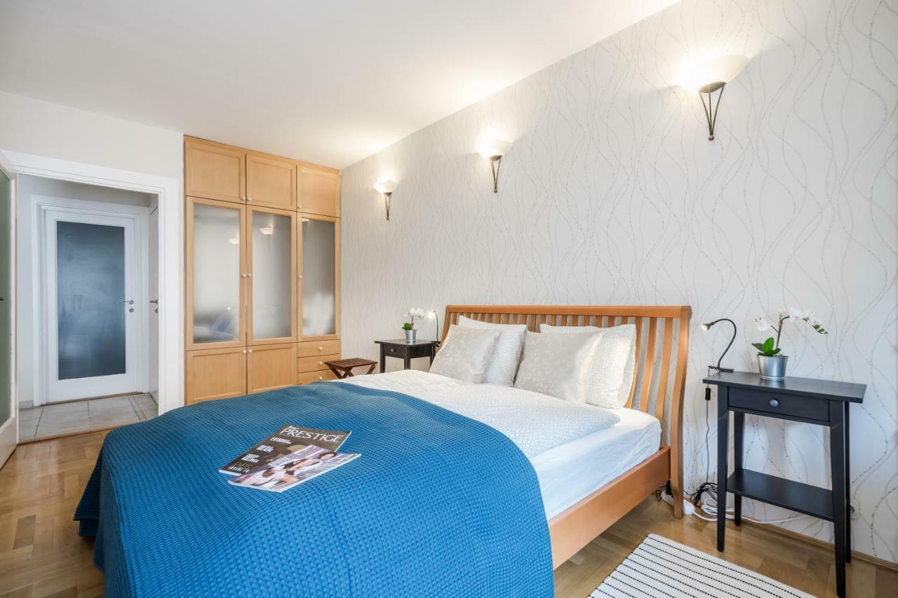 Bpr Golden Corner Suite With Balcony & A/C Budapest Eksteriør bilde